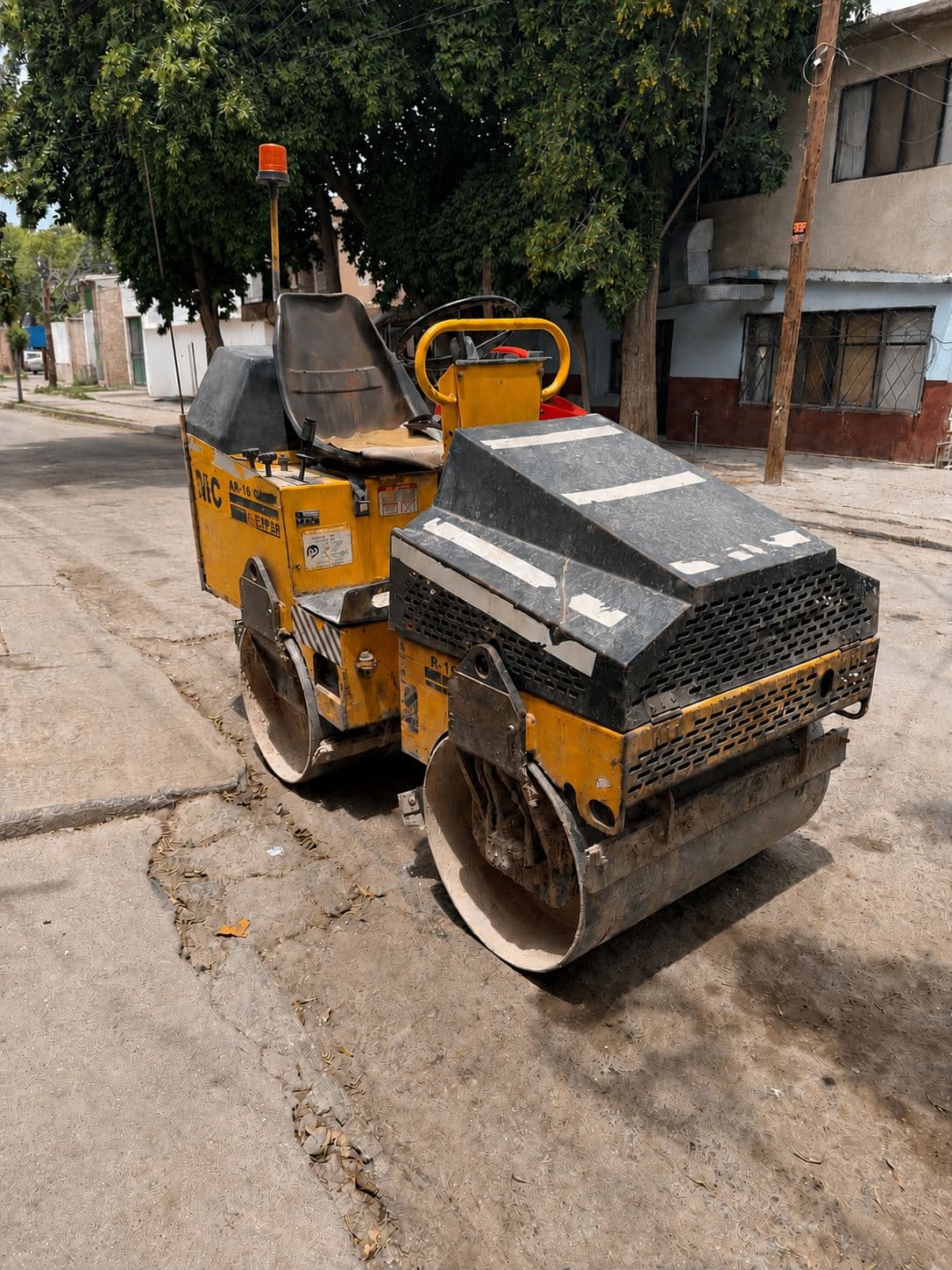 Vibrocompactador para compactación de suelo